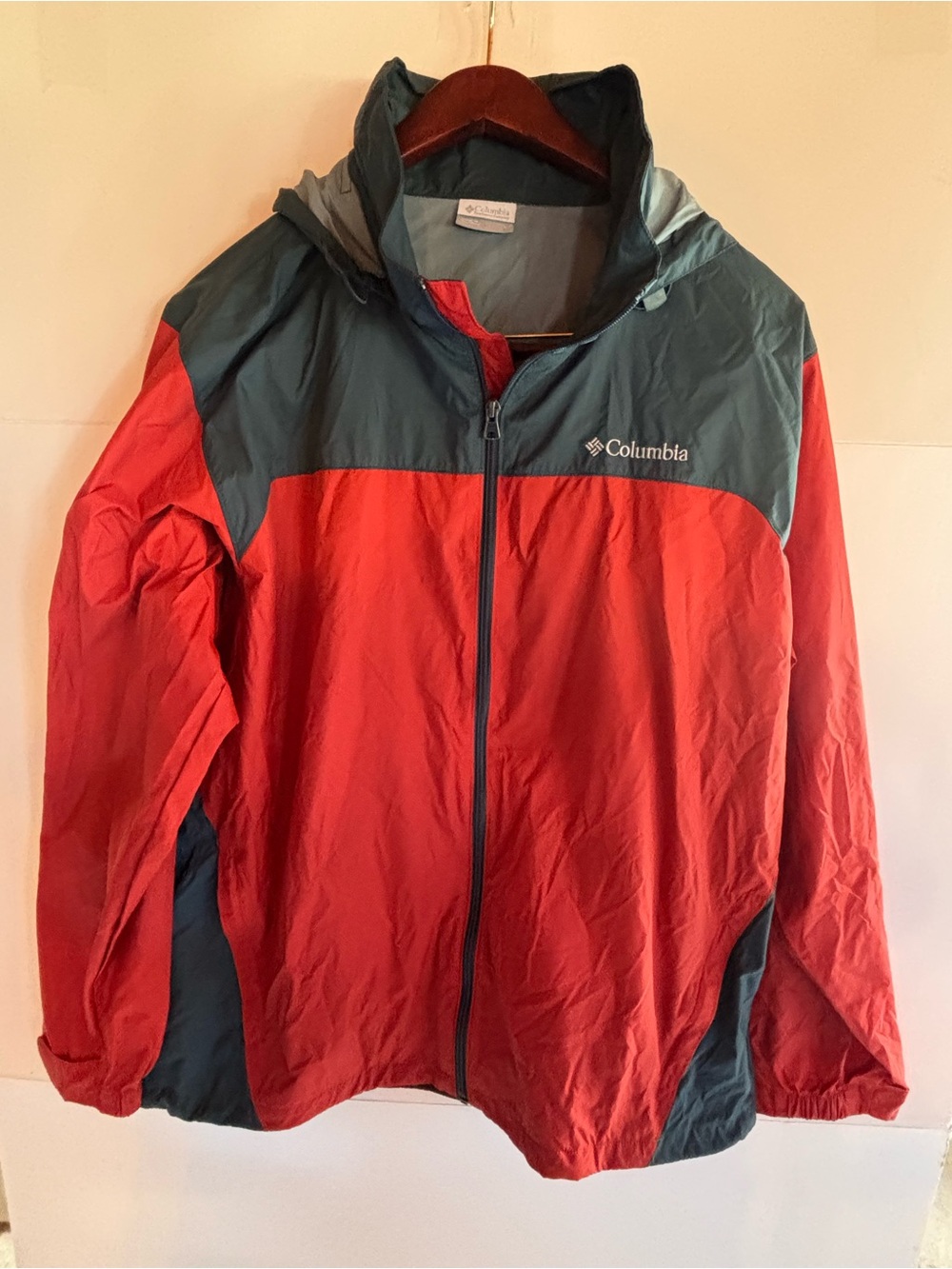 Columbia Men's Red/Gray Colorblock Hooded Full Zip Windbreaker Jacket L